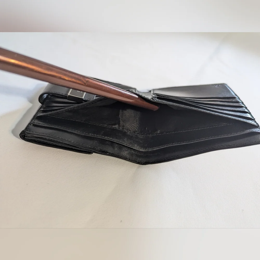 Gucci Vintage Leather & Canvas Wallet - Picture 10 of 12